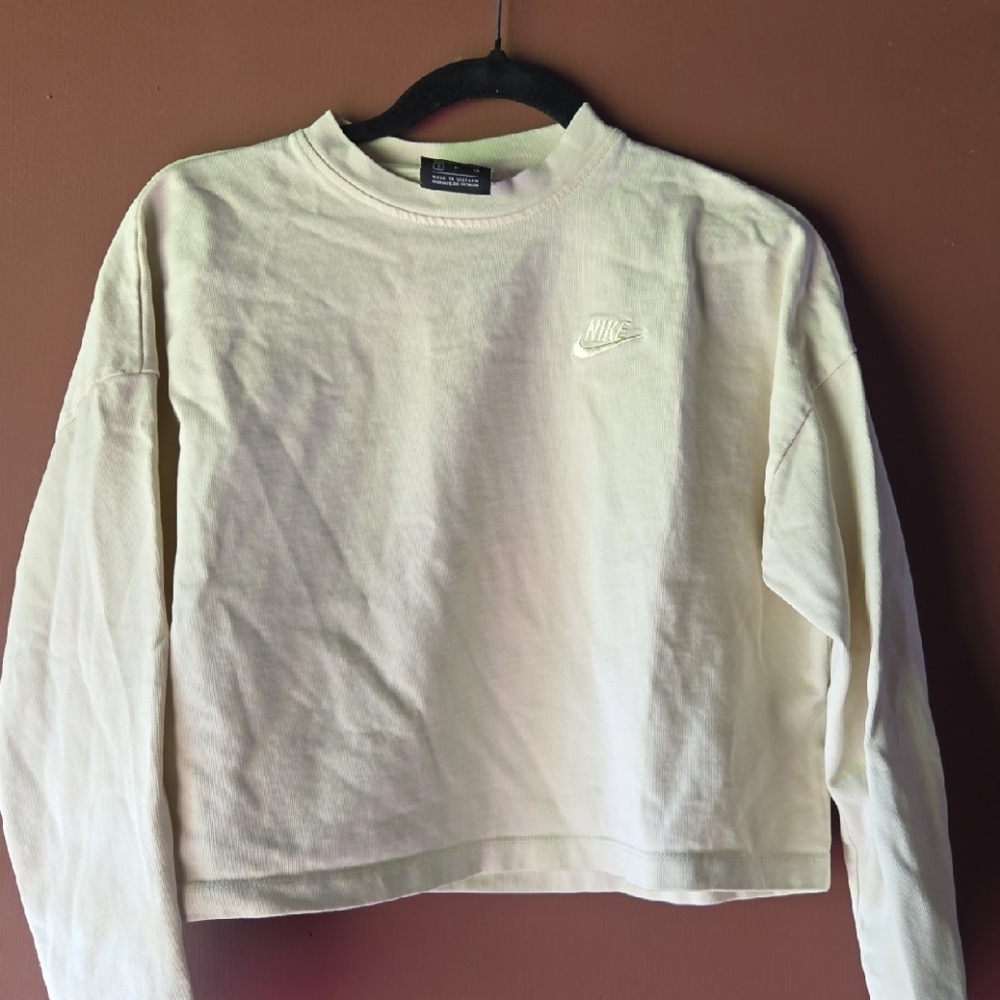 Nike Womens's Off-White Long Sleeve Crop Tee